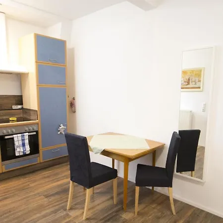 Neu!moderne Und Helle Atelier Lägenhet